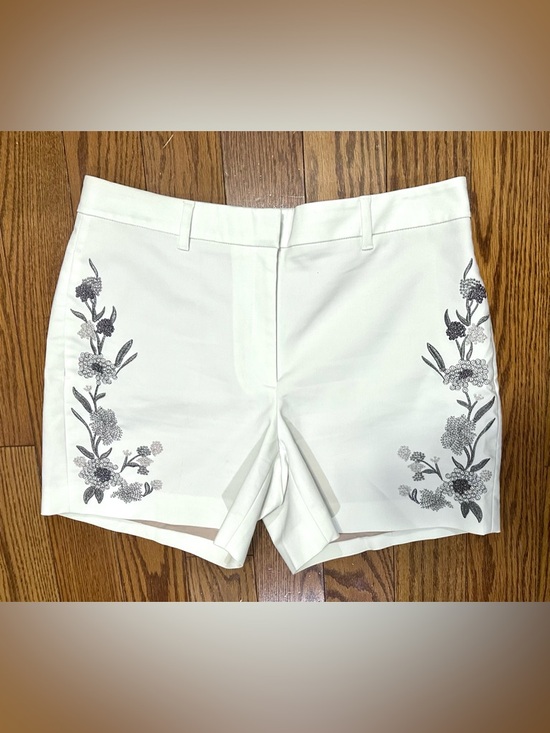 White House Black Market Pants - White House Black Market White High-Waist Embroidered Floral Shorts